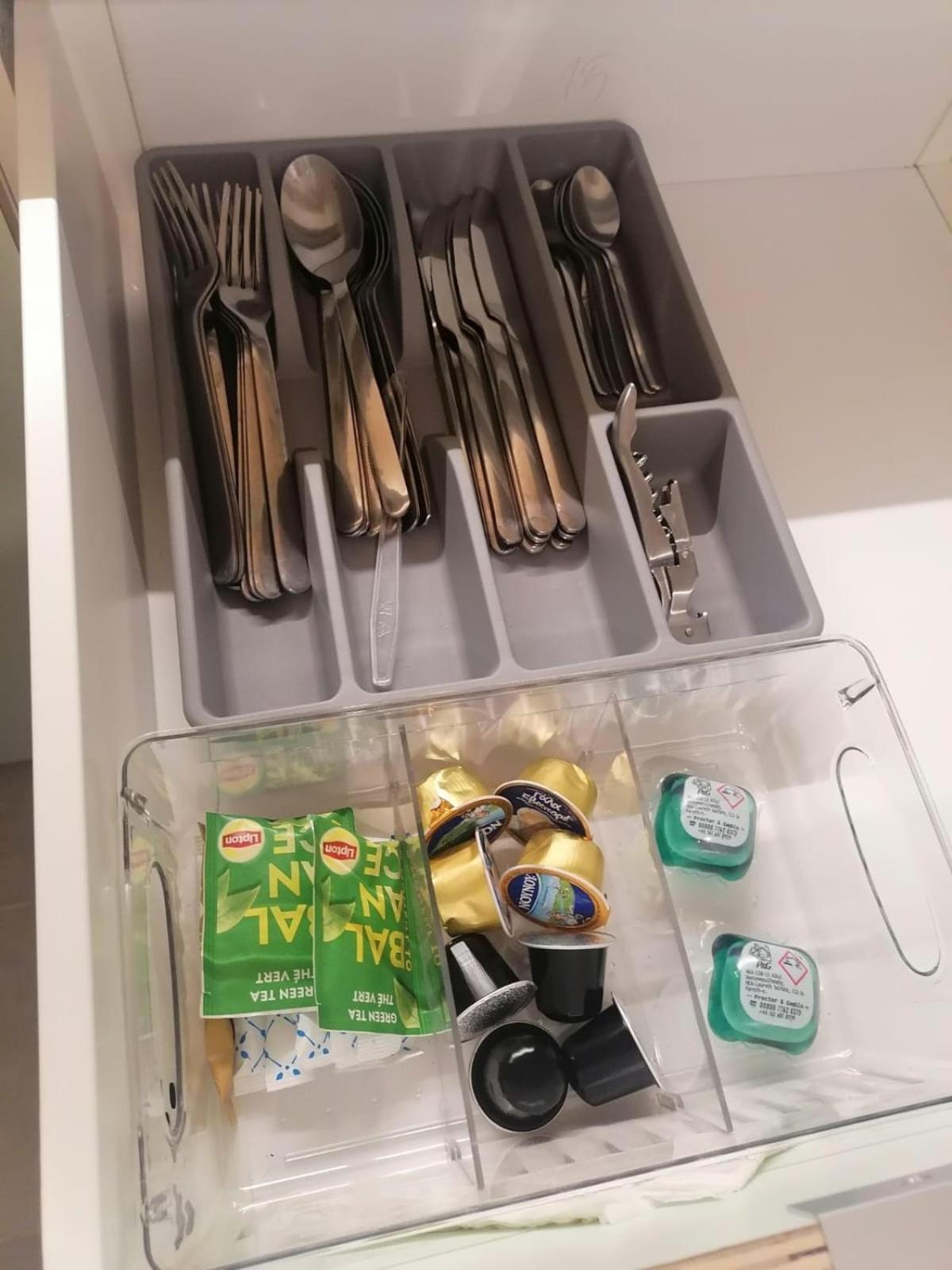 Mooeve Exarchia Apartman Athén Szoba fotó